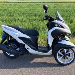 値下げしました！！　超低走行！　トリシティー１２５　ワンオーナーの画像