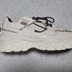 新品・未使用 シューズ 26㎝の画像