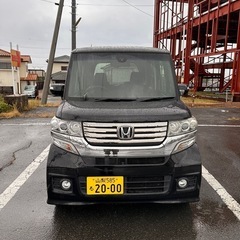 ホンダ　N-BOX 人気の黒‼️ 広々な軽自動車‼️