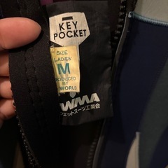 ウエットスーツ　レディースM
の画像