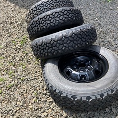 バリ溝スパイクタイヤ４本セット の画像