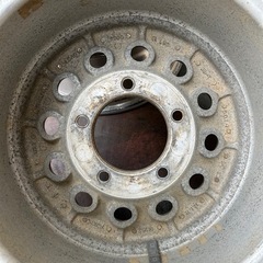 アルミホイール　7j×15 pcd139.7 組込　配送可ジムニー 三菱ジープ　の画像