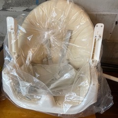 ベビー　ハイチェア　新品　未使用品　詳細納得の方のみ