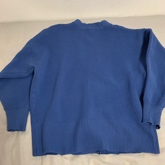 continuier de NICE CLAUP 青 カーディガンの画像