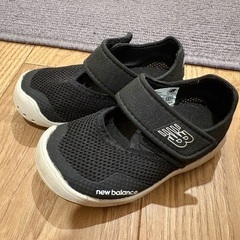 子供用ニューバランスのサンダル