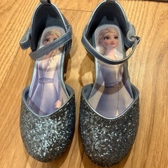 アナ雪のサンダル
