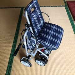 介護用シニア買い物カートの画像
