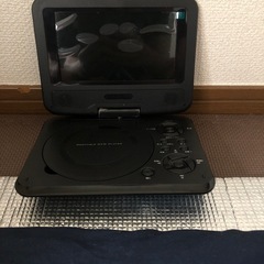 ⬇️車載ケース付き7型ワイドポータブルDVDプレイヤー