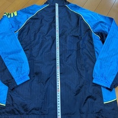 キッズ　NIKE ウインドブレーカー　スーツの画像