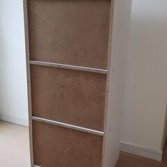 カラーボックス（白、3段）その2  2個まとめて1500円にいたしますの画像