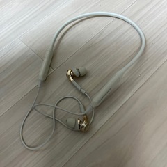 オーディオテクニカ　ワイヤレスイヤホン