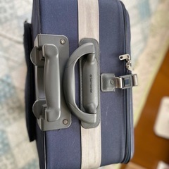 キャリーケース
の画像