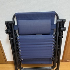 Amazonベーシック リクライニングチェアの画像