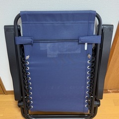 Amazonベーシック リクライニングチェアの画像