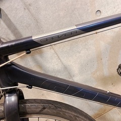 GIANT gravier ジャイアント　グラビエ　クロスバイク　自転車　ロードバイク　スポーツバイクの画像