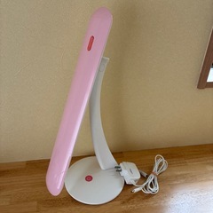 デスクスタンドライトの画像