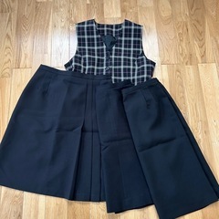 事務服　制服　セット　4点の画像