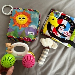 赤ちゃんおもちゃ　美品