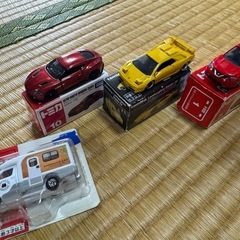 トミカ多数➕ミニカー数個（一個50円以下）の画像