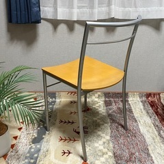 ダイニングチェアーの画像