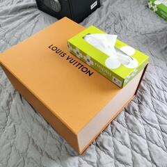 ルイヴィトン　箱　大きめの画像