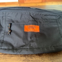 　ユニバーサルオーバーオール　ショルダーバッグの画像