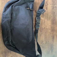 　ユニバーサルオーバーオール　ショルダーバッグの画像