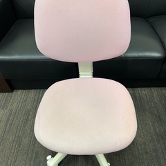 子供用デスクチェアの画像