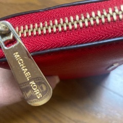MICHAEL CORS 新品　ランウンド長く　財布の画像