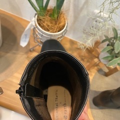 ORientalTRafic とearthmusic&ecologyの ブーツの画像
