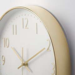 【IKEA】JÄNKIG イェンキグ 静音 掛け時計, ゴールドカラー, 30 cmの画像