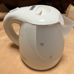 電気ケトル 1.2Lの画像