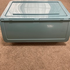 ニトリ　収納ケース（フタ付き）