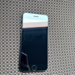値下げ不可iPhone SE 2の画像