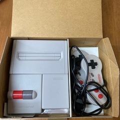 ★レトロゲーム★ファミリーコンピューターAV仕様！配線欠品　ファミコンの画像