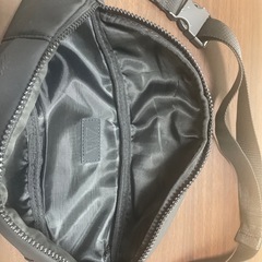 ZARA メンズショルダーバッグの画像