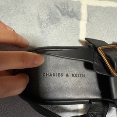  CHARLES &KEITH　サンダル　　37 の画像