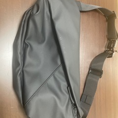 【スキミング防止　　使用回数一回】FARIE ボデイーバッグＬサイズ