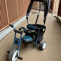 三輪車　アイデス カーゴプラス ides ネイビー　サンシェード付きの画像
