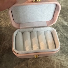アクセサリーケースの画像