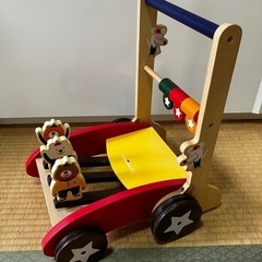 手押し車　赤ちゃん