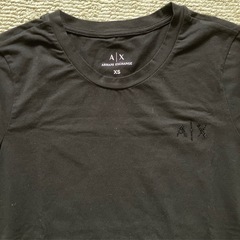 ARMANIEXCHANGE レディース黒Tシャツの画像
