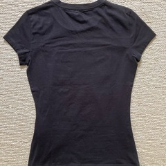 ARMANIEXCHANGE レディース黒Tシャツの画像