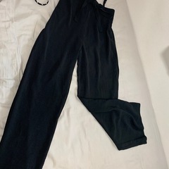 SHEINスカート、キュロット、サロペット6着セットの画像