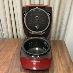 備長炭　炭炊釜　5.5合炊き　三菱　 IH ジャー炊飯器 NJ-VX107-R 17年製　ルビーレッドの画像