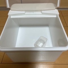 米びつ　ニトリ　12L  ※12日まで　の画像