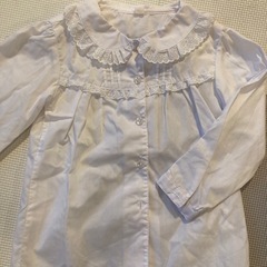 100cm 女の子　白シャツ長袖