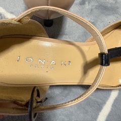 JONAK ストラップ　パンプス　の画像