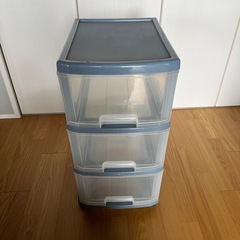 【USED】3段収納ケース　キャスター付きの画像