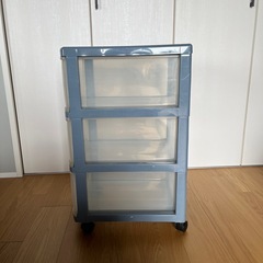 【USED】3段収納ケース　キャスター付きの画像
